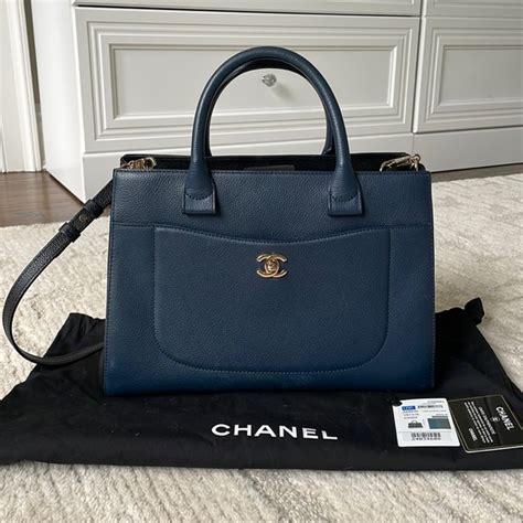 Chanel Neo Executive Tote Grained Cal